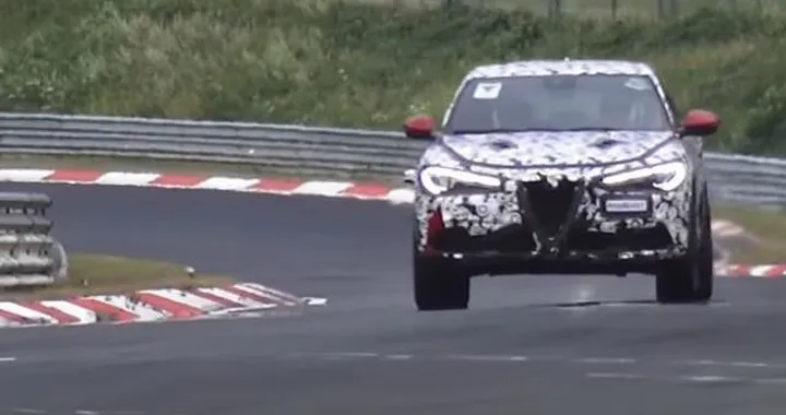 Alfa Romeo, lo Stelvio Quadrifoglio avvistato al Nurburgring