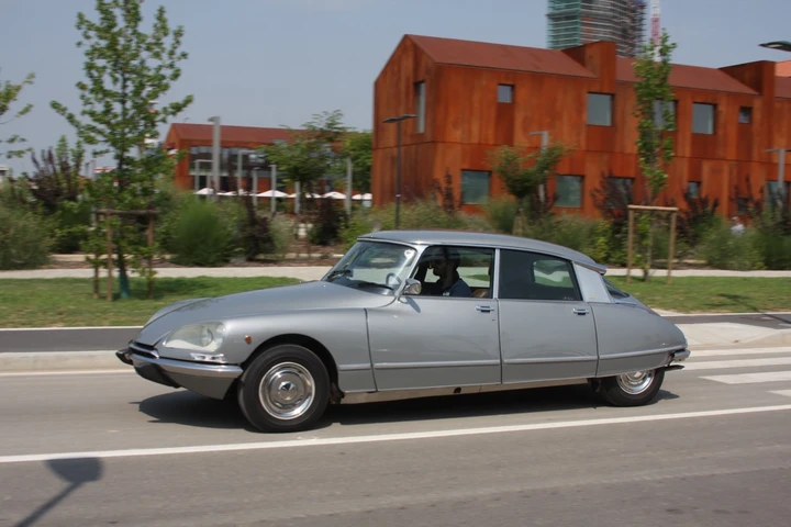 Citroen DS 23 Pallas, prova su strada