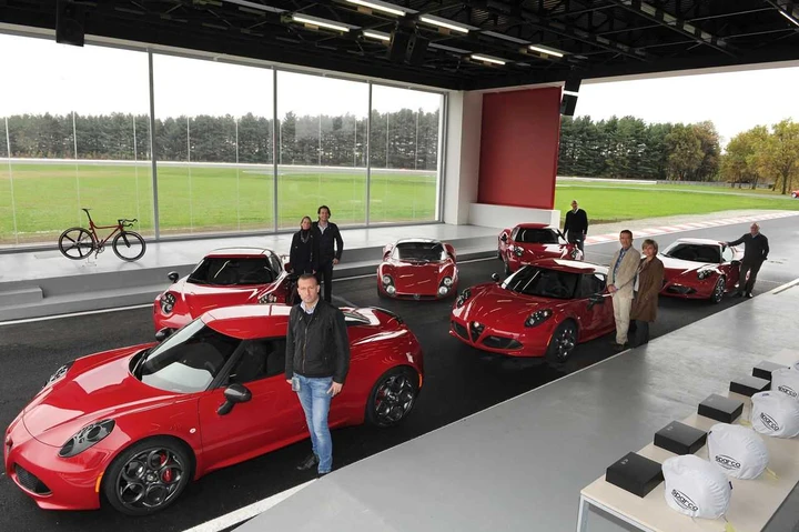 Alfa Romeo 4C Launch Edition, consegnati i primi esemplari