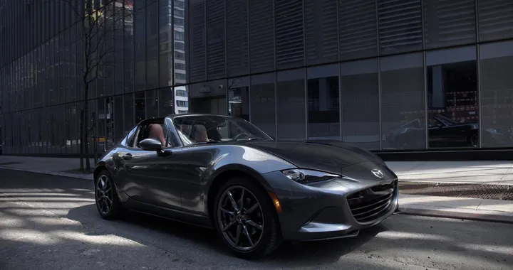 Mazda MX-5 RF, protagonista a Goodwood