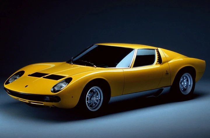 Bertone: il marchio e la Collezione vanno all'asta