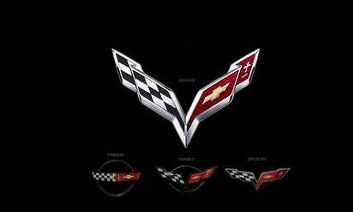 Corvette C7: arriva a gennaio con il nuovo logo