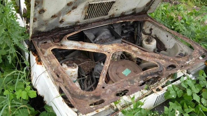 Rinasce nel bosco la Panda di Giugiaro: 17 anni dopo, il motore riparte