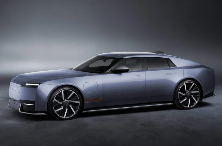 Jaguar Type 01: 1.030 CV e 644 km per la nuova GT elettrica