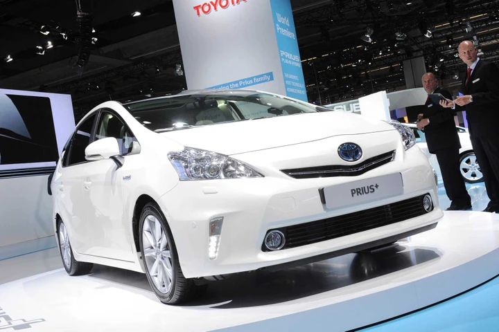 Toyota Full Hybrid, 15 nuovi modelli entro il 2015