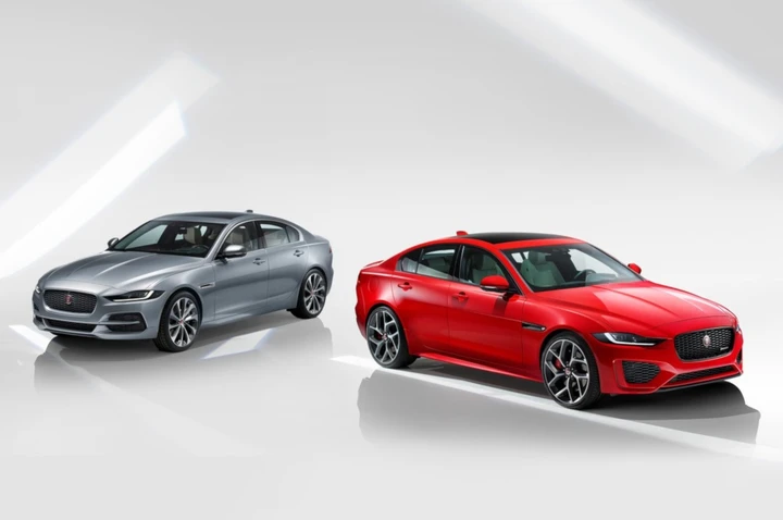 Jaguar XE 2019: immagini ufficiali