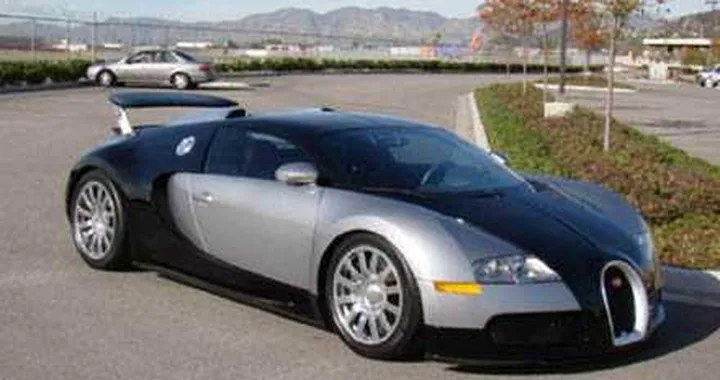 Bugatti Veyron a prezzi da saldo
