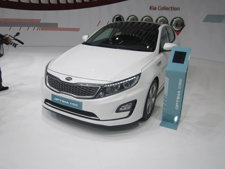 KIA Optima Hybrid Facelift al Salone di Ginevra 2014