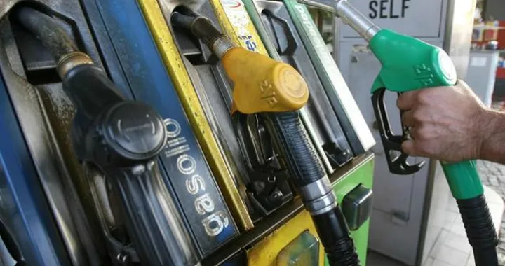 Prezzi dei carburanti: aumenti per benzina e diesel