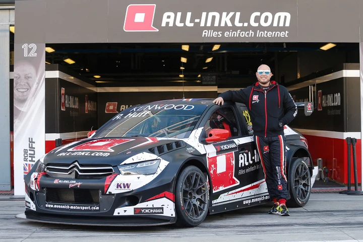 WTCC: la Citroen di Huff in pole position