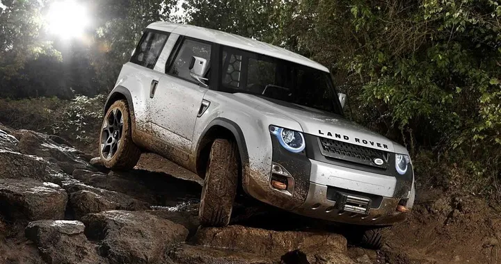 Land Rover Defender DC 100 al Salone di Francoforte