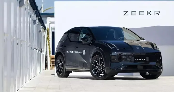 Zeekr porta l'elettrico premium in tour: quattro tappe sulle coste italiane