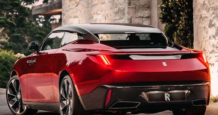 Le auto più costose del pianeta, il lusso che viaggia su quattro ruote: la classifica