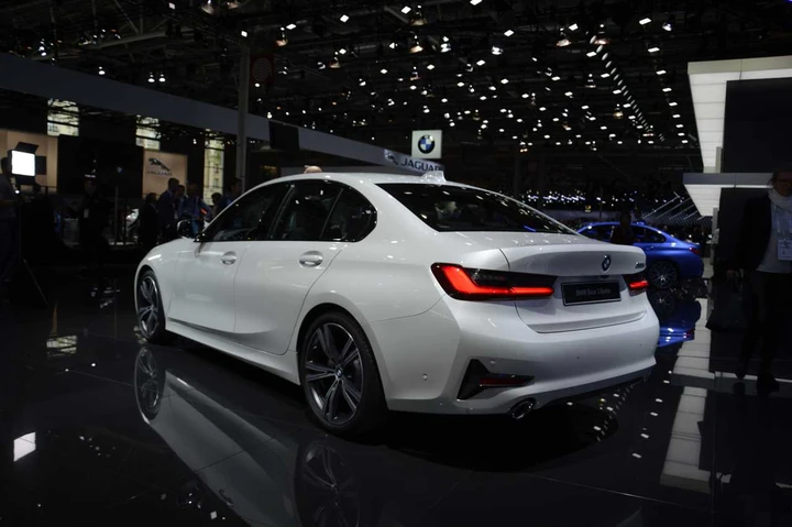 BMW Serie 3 al Salone di Parigi 2018