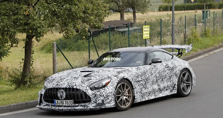Mercedes AMG GT R Black Series: le foto spia
