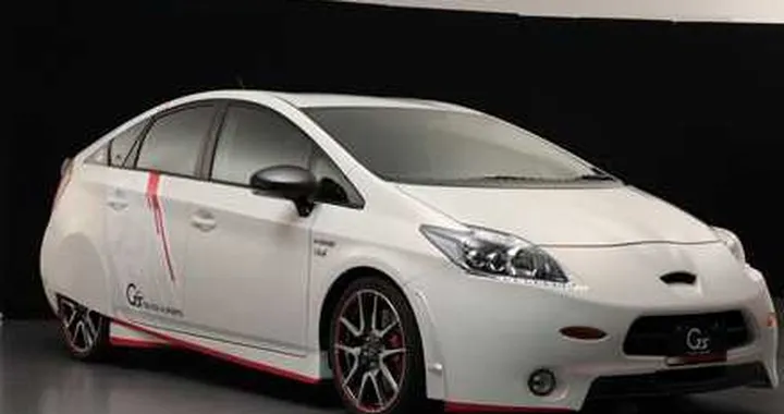 Toyota presenta la Prius G Sports