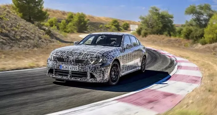 Nuova BMW Serie 3, 443 CV e modalità drift: ultimi test