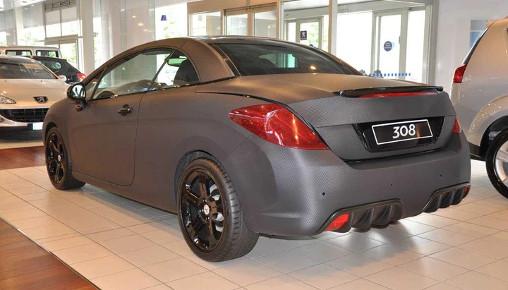 Peugeot 308 by Romeo Ferraris