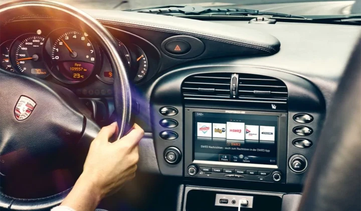 Porsche: arrivano gli infotainment high tech per le 911 classiche