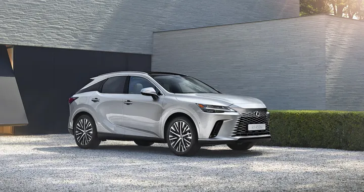 Lexus RX 2022: la quinta generazione è tutta nuova