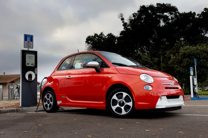 Auto elettriche usate, perché conviene comprarle adesso