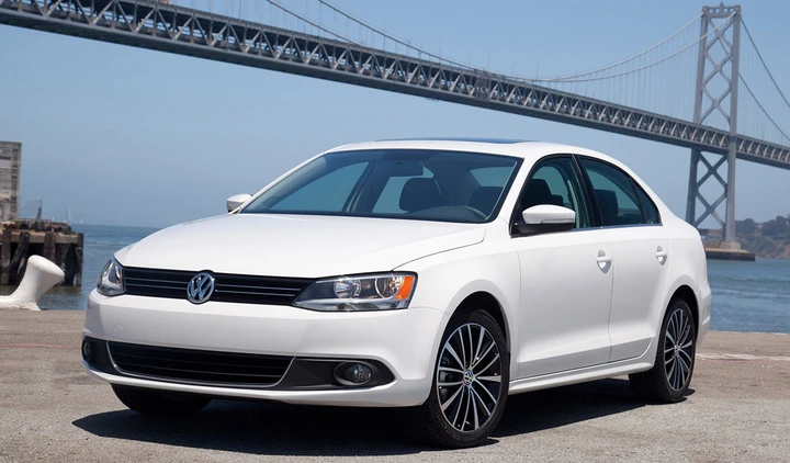 Volkswagen: maxi richiamo per un milione di automobili