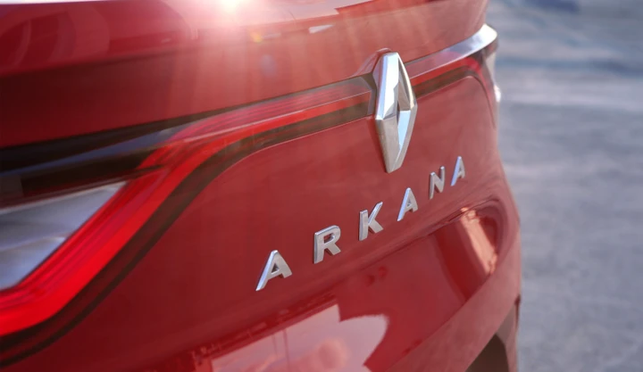 Renault Arkana: il 