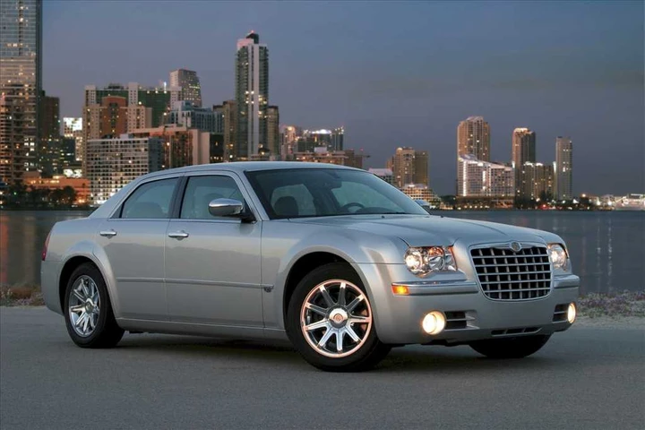 CHRYSLER 300 C