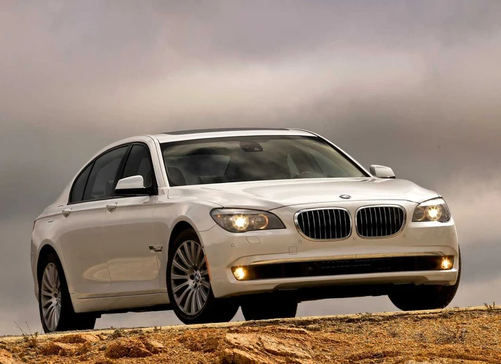 Bmw Serie 7 Model Year 2011