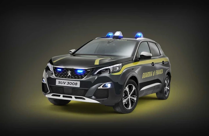 La Peugeot 3008 entra nella flotta della Guardia di Finanza