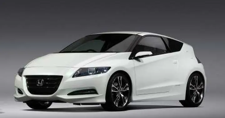 Ritorna la Honda CRX, ma stavolta è ibrida
