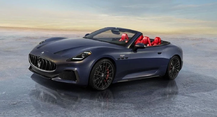 Svelata la nuova Maserati GranCabrio