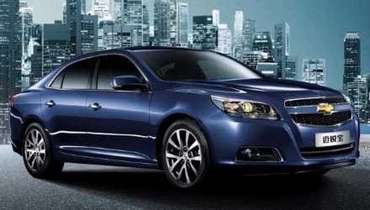 Chevrolet Malibu: si mostra con il contagocce