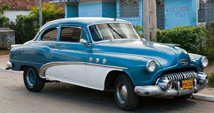 Cuba: addio alle auto d'epoca dal 2012