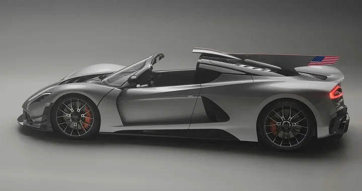 Hennessey Venom F5-M Roadster: l’hypercar manuale da 1.842 CV che sfida i limiti