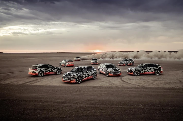 Audi e-tron, test tecnici in Namibia: immagini ufficiali