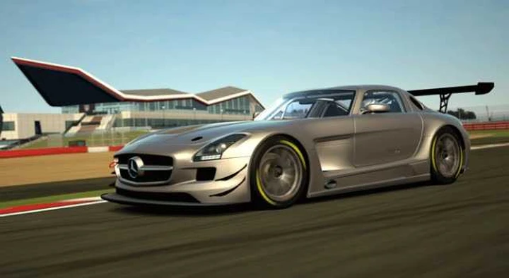 Mercedes-AMG protagonista in Gran Turismo 6