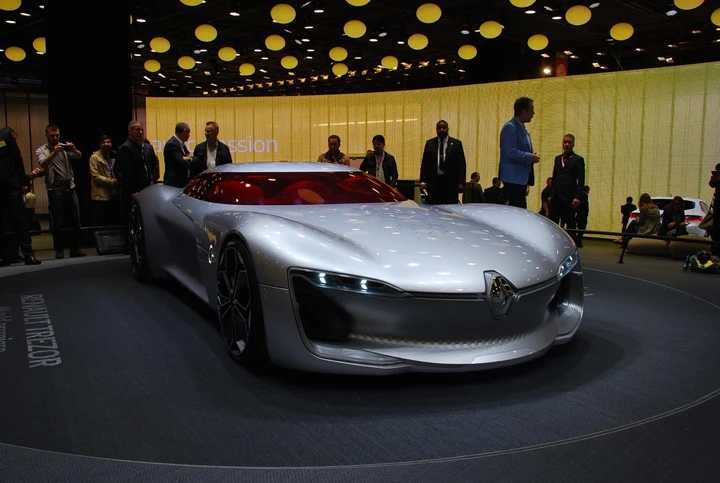 Renault Trezor Concept, sportività ecosostenibile