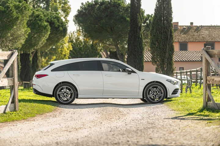 Mercedes-Benz CLA Shooting Brake 250e: punti di forza e punti deboli