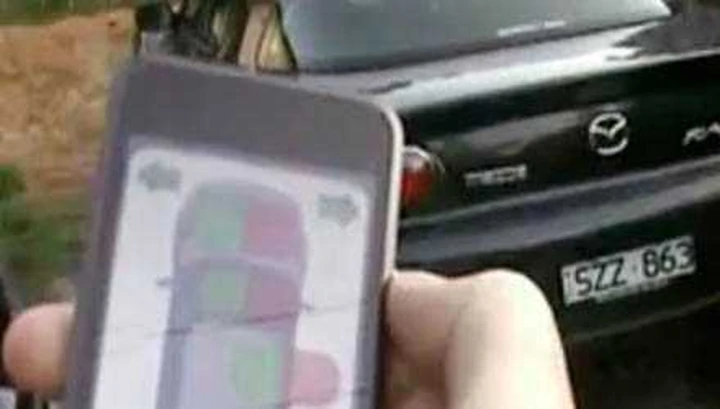 Con iKey, l'iPhone può aprire l'auto