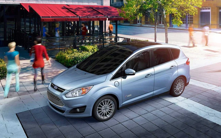 Ford C-MAX ibrida: sul mercato nel 2012