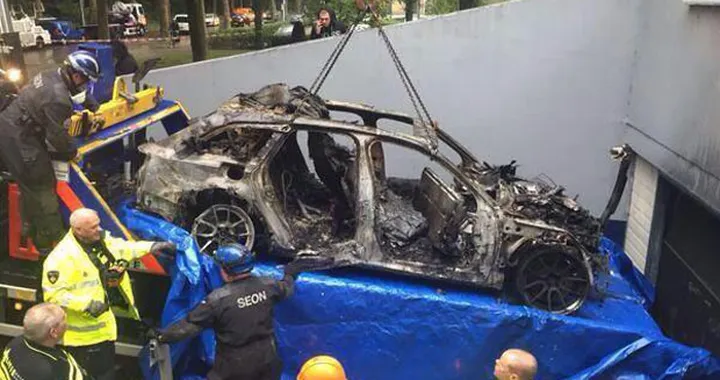 Distrutta l'Audi RS6 Avant che fu di Jon Olsson