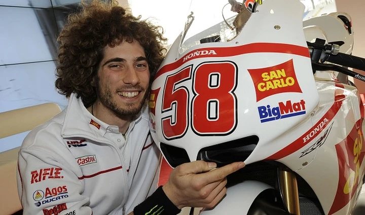 SuperSIC: il guanto dell’ultima corsa di Simoncelli torna ai familiari
