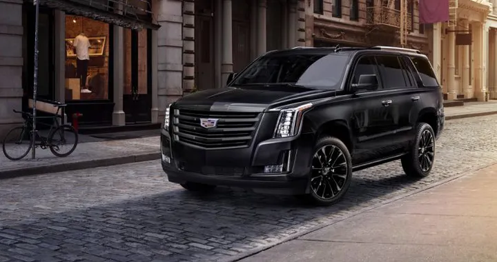 Cadillac Escalade: debutta a Los Angeles la versione Sport Edition
