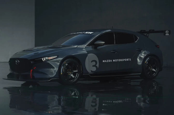 Mazda 3 TCR: immagini ufficiali