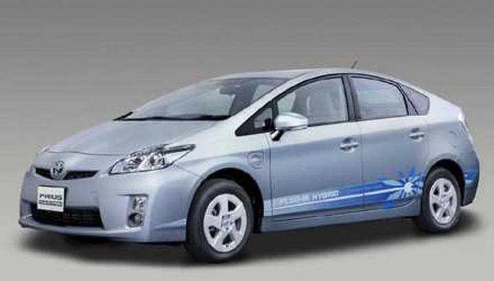 Toyota lancia la Prius Plug-In