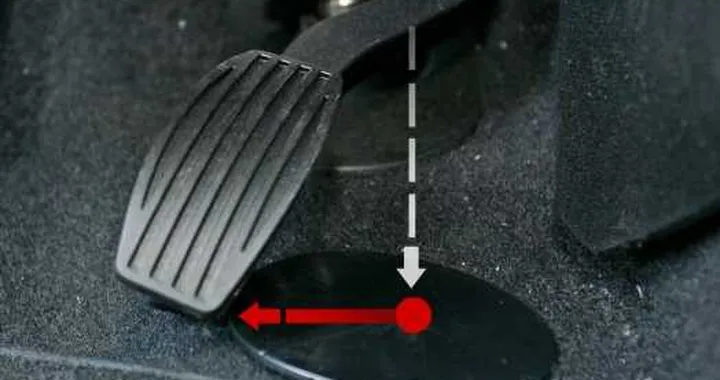 Alfa Giulietta, modifica all'acceleratore