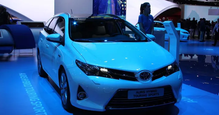 Toyota Auris Hybrid Touring Sports al Salone di Francoforte