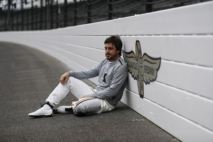 Alonso a caccia della Tripla Corona: correrà nella Indy 500 con la McLaren Arrow-SP