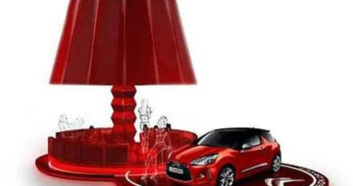 A Milano, auto e mobili insieme in fiera